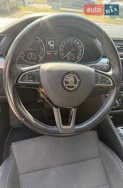 Лифтбек Skoda Superb 2019 в 