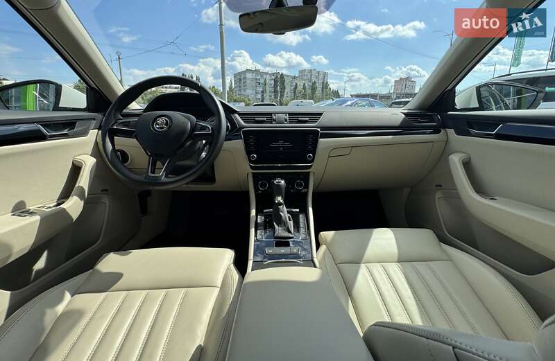 Лифтбек Skoda Superb 2018 в Киеве