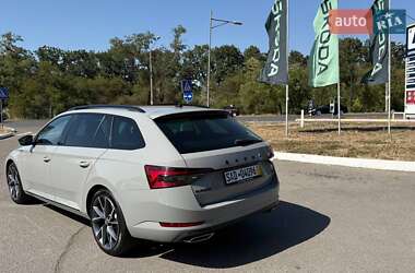 Универсал Skoda Superb 2021 в 