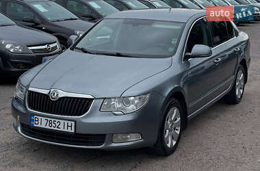 Лифтбек Skoda Superb 2012 в 