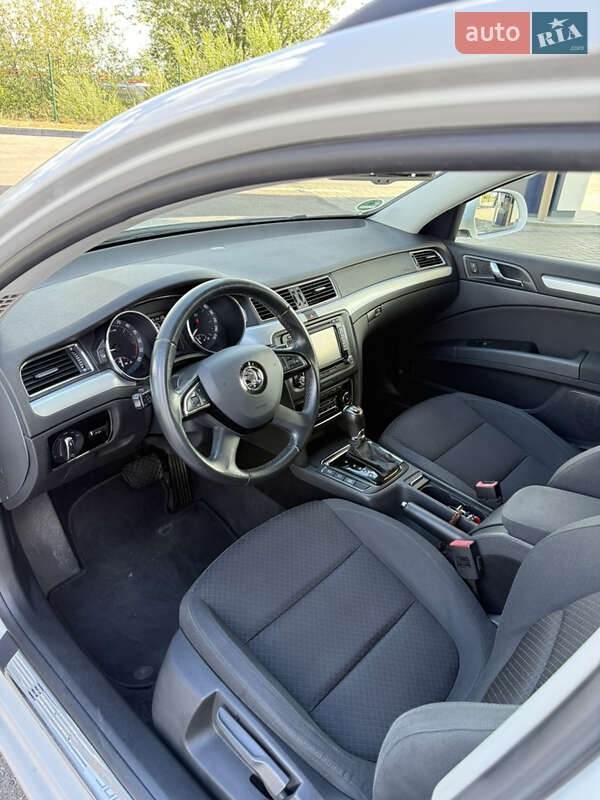 Универсал Skoda Superb 2014 в Днепре