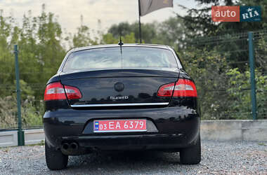 Лифтбек Skoda Superb 2010 в 