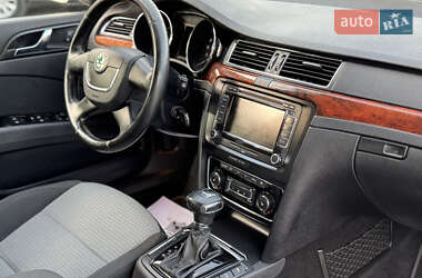 Лифтбек Skoda Superb 2010 в 