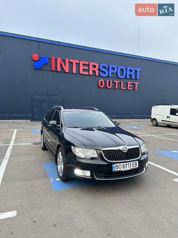 Универсал Skoda Superb 2010 в Киеве