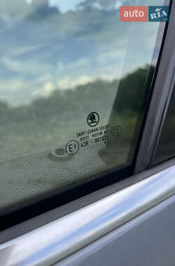 Лифтбек Skoda Superb 2009 в 