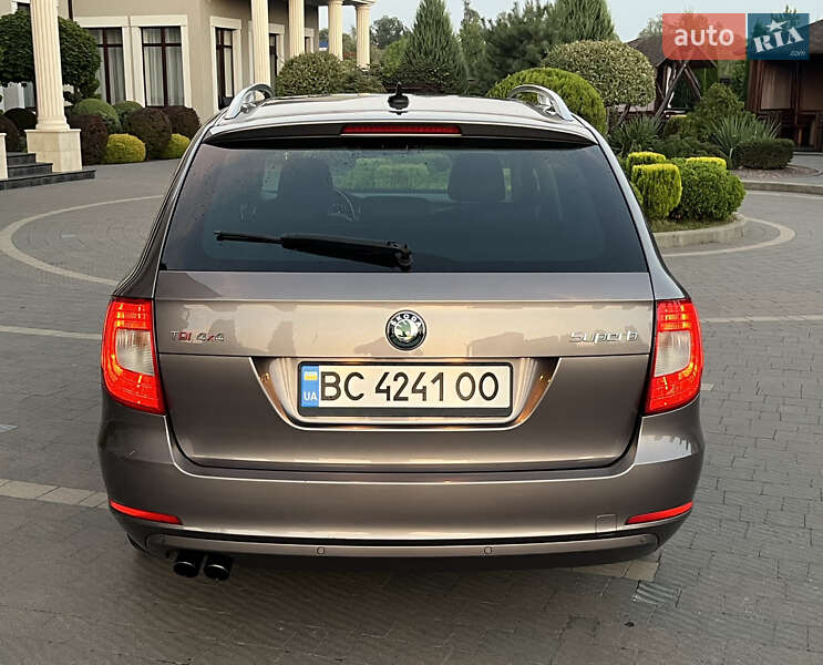 Универсал Skoda Superb 2010 в Стрые