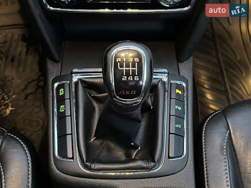 Универсал Skoda Superb 2010 в Стрые