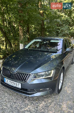 Лифтбек Skoda Superb 2016 в 