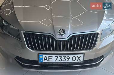 Ліфтбек Skoda Superb 2018 в Дніпрі