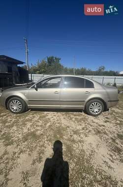 Ліфтбек Skoda Superb 2004 в Обухові
