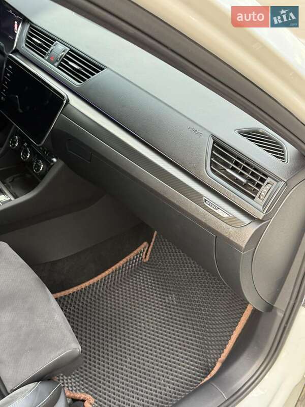 Універсал Skoda Superb 2020 в Софіївській Борщагівці