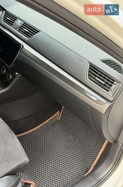 Универсал Skoda Superb 2020 в 