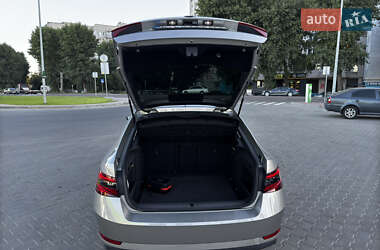 Лифтбек Skoda Superb 2018 в 