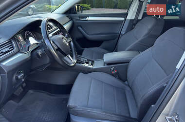 Лифтбек Skoda Superb 2018 в 