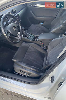 Лифтбек Skoda Superb 2018 в 