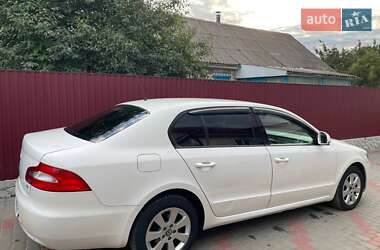 Лифтбек Skoda Superb 2010 в 