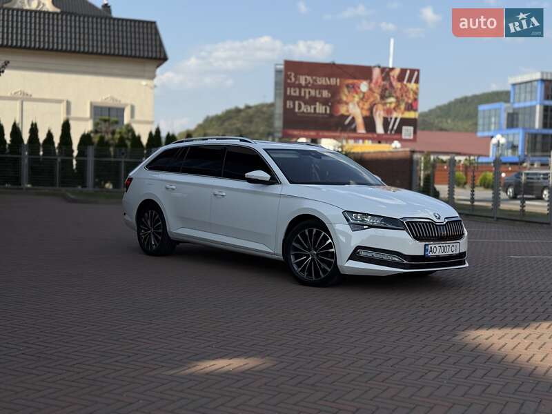 Универсал Skoda Superb 2020 в Мукачево