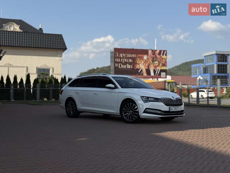 Универсал Skoda Superb 2020 в Мукачево
