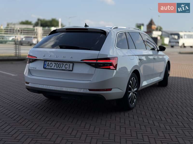Универсал Skoda Superb 2020 в Мукачево