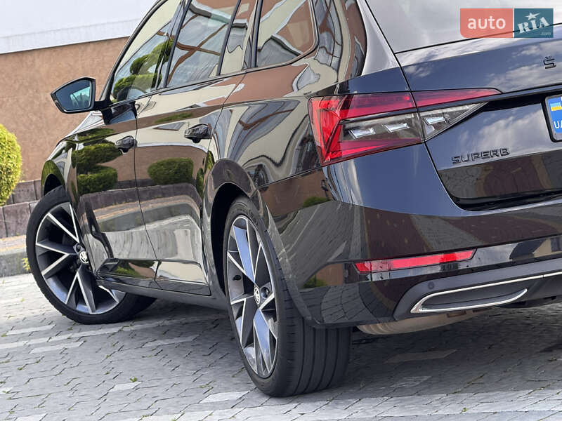 Универсал Skoda Superb 2020 в Дрогобыче