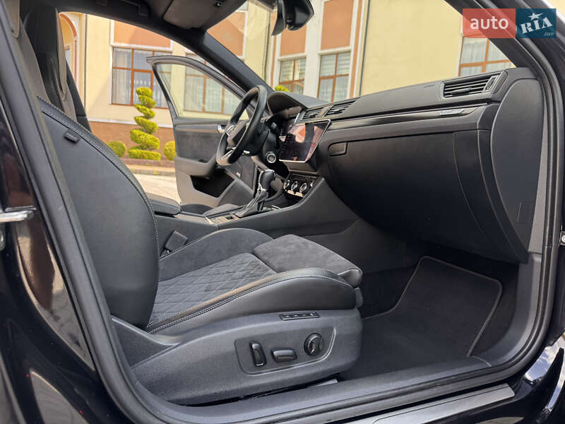 Универсал Skoda Superb 2020 в Дрогобыче