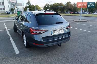 Универсал Skoda Superb 2019 в 