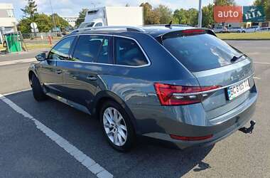 Универсал Skoda Superb 2019 в 
