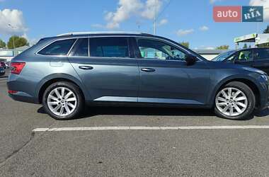Универсал Skoda Superb 2019 в 