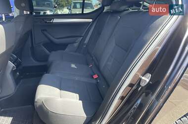 Лифтбек Skoda Superb 2018 в 