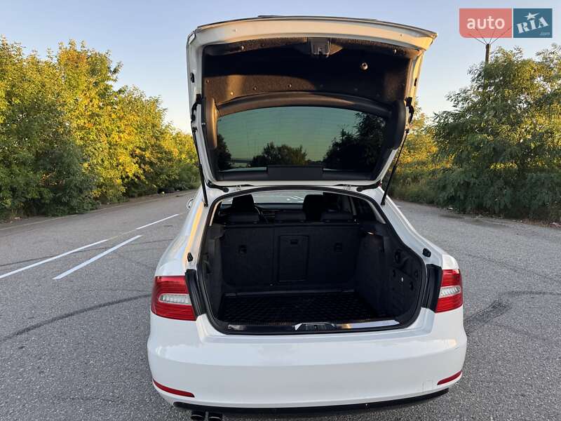 Лифтбек Skoda Superb 2015 в Полтаве