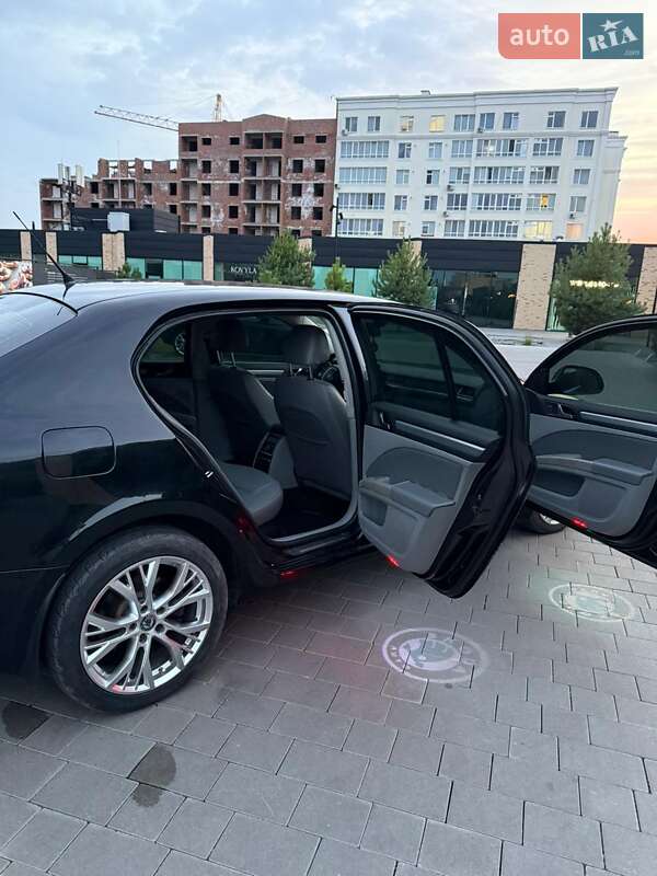 Лифтбек Skoda Superb 2008 в Хмельницком