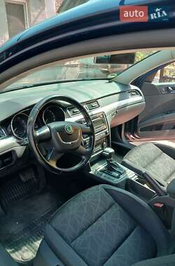 Универсал Skoda Superb 2011 в 