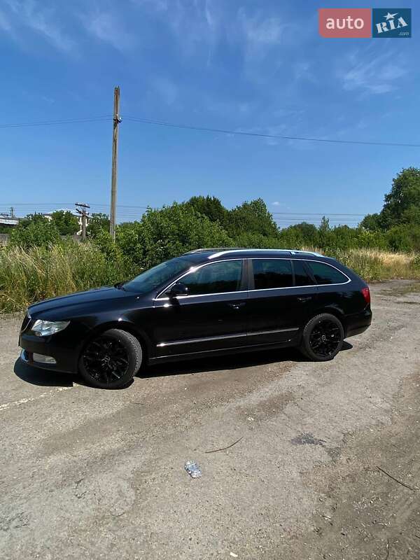 Универсал Skoda Superb 2012 в Тернополе