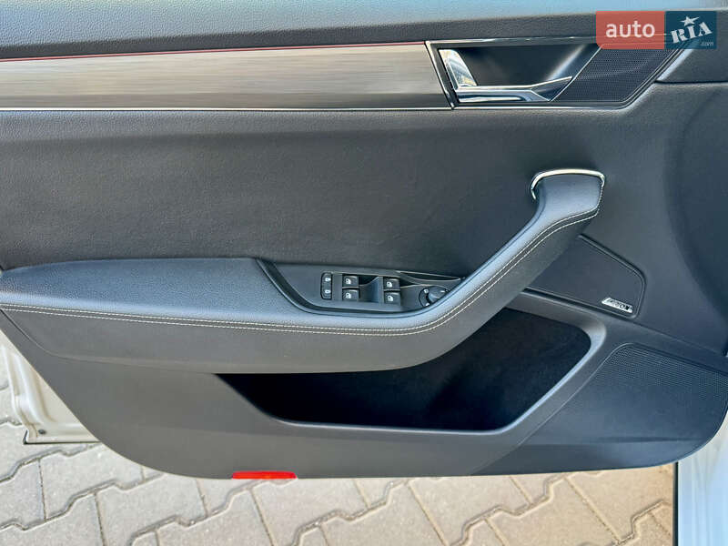 Універсал Skoda Superb 2020 в Хмельницькому