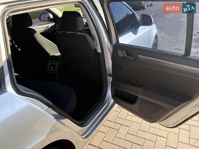 Универсал Skoda Superb 2014 в Житомире