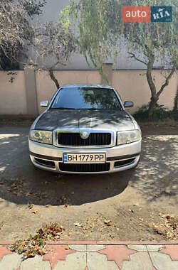 Лифтбек Skoda Superb 2005 в 
