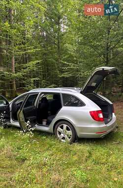 Универсал Skoda Superb 2010 в 