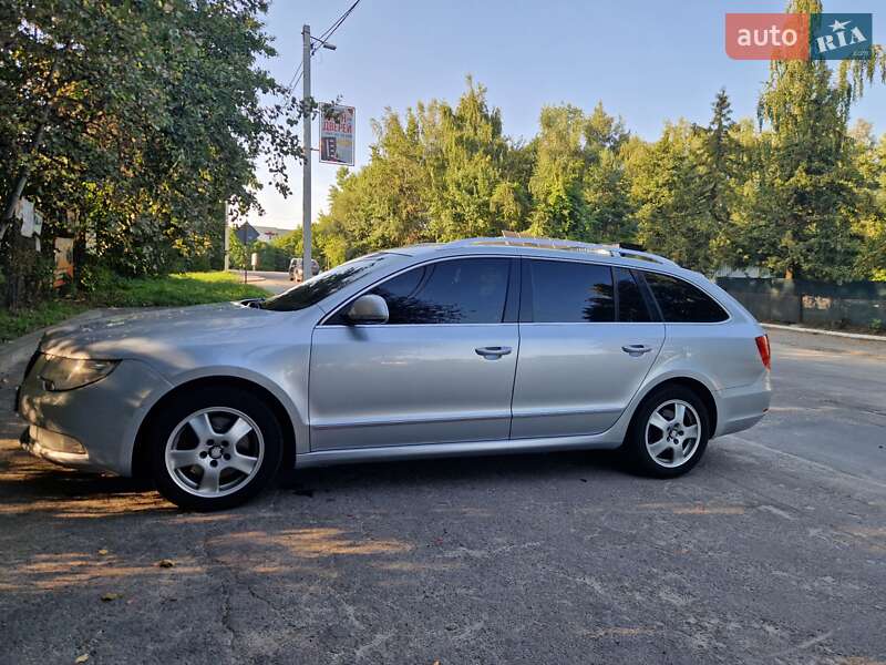 Универсал Skoda Superb 2010 в Львове фото 10 Универсал Skoda Superb 2010 в Львове
