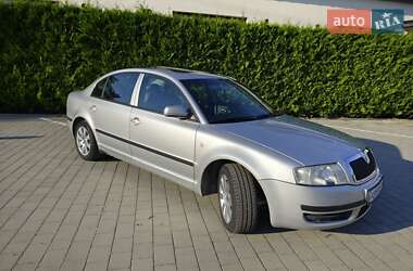 Лифтбек Skoda Superb 2002 в Виннице