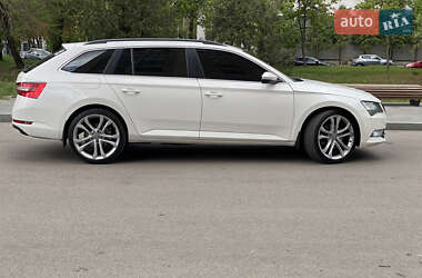 Універсал Skoda Superb 2015 в 