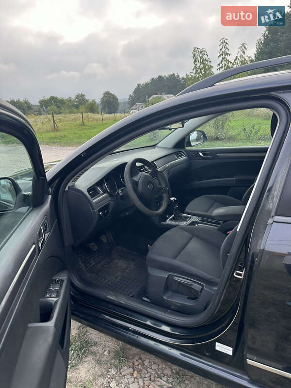 Универсал Skoda Superb 2014 в Львове