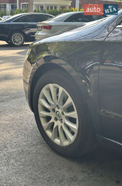 Универсал Skoda Superb 2012 в 