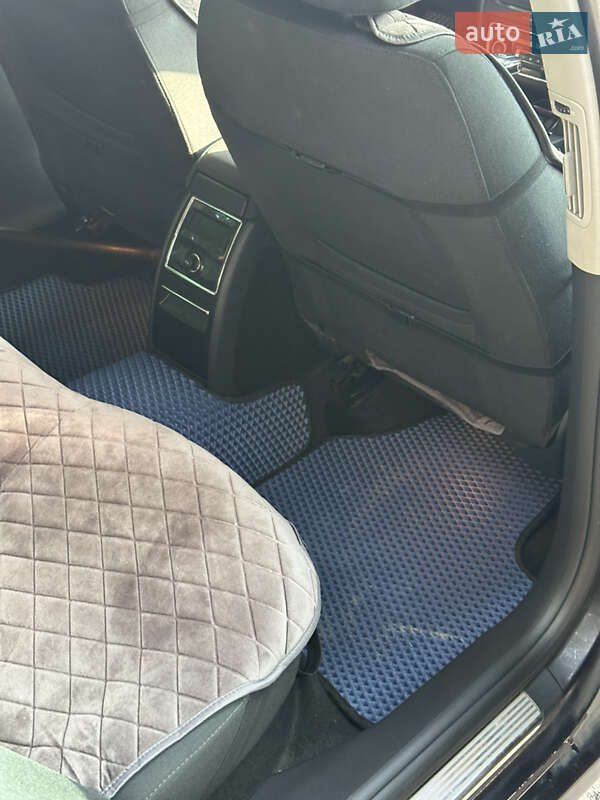 Універсал Skoda Superb 2012 в Ужгороді фото 48 Універсал Skoda Superb 2012 в Ужгороді