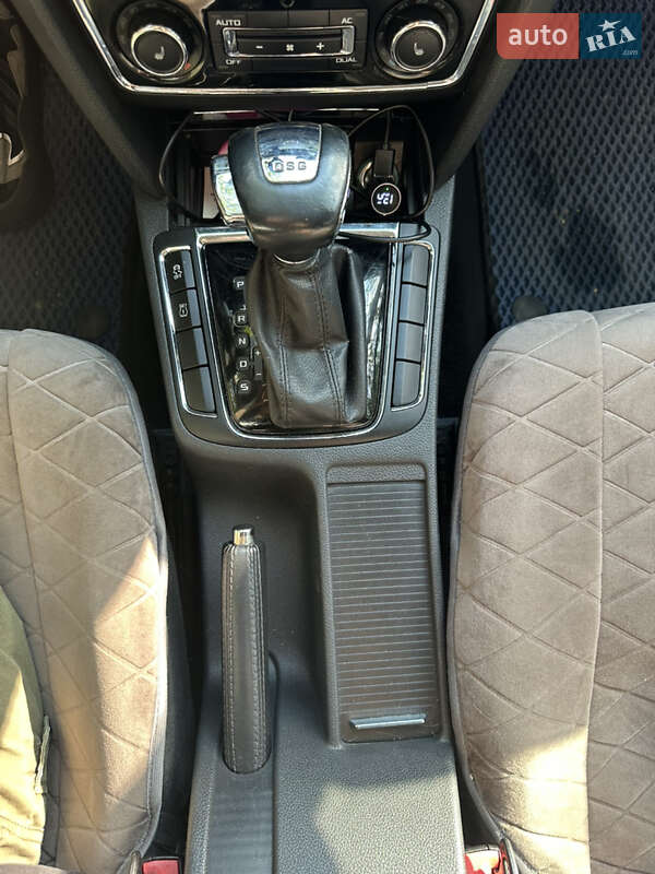 Універсал Skoda Superb 2012 в Ужгороді фото 52 Універсал Skoda Superb 2012 в Ужгороді