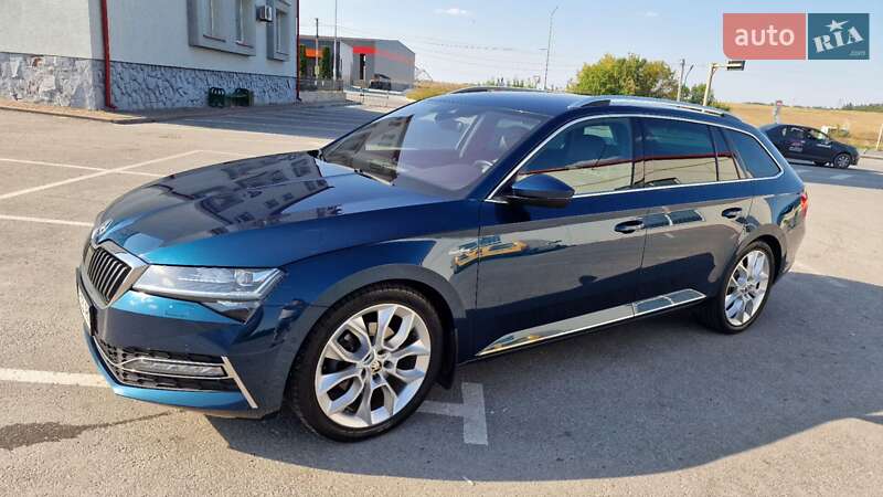 Універсал Skoda Superb 2020 в Тернополі