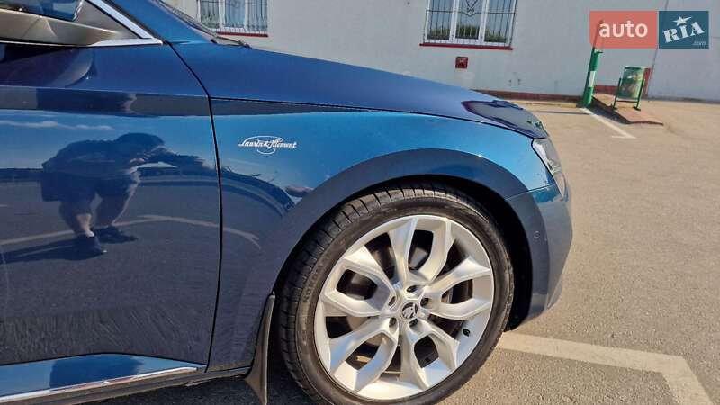 Універсал Skoda Superb 2020 в Тернополі