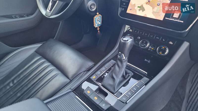Універсал Skoda Superb 2020 в Тернополі