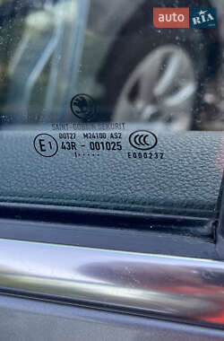 Лифтбек Skoda Superb 2012 в 