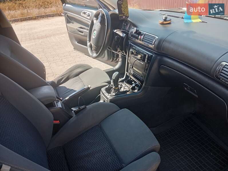 Ліфтбек Skoda Superb 2008 в Вараші