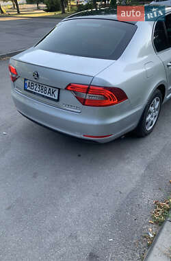 Лифтбек Skoda Superb 2015 в 
